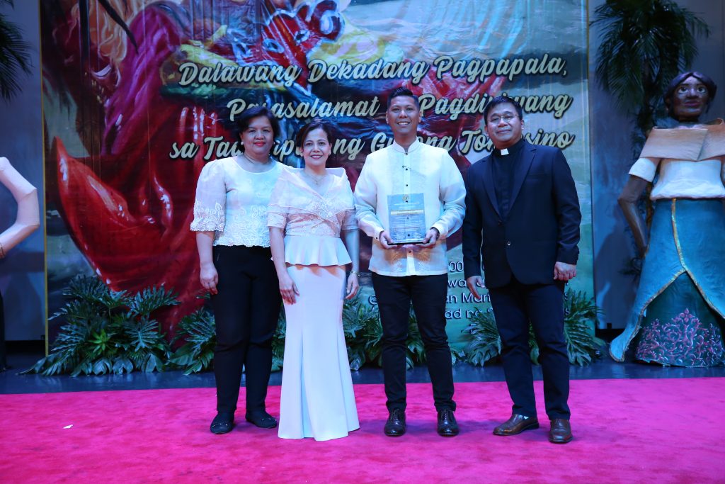 138 faculty members receive distinction at 20th Dangal ng UST Awards